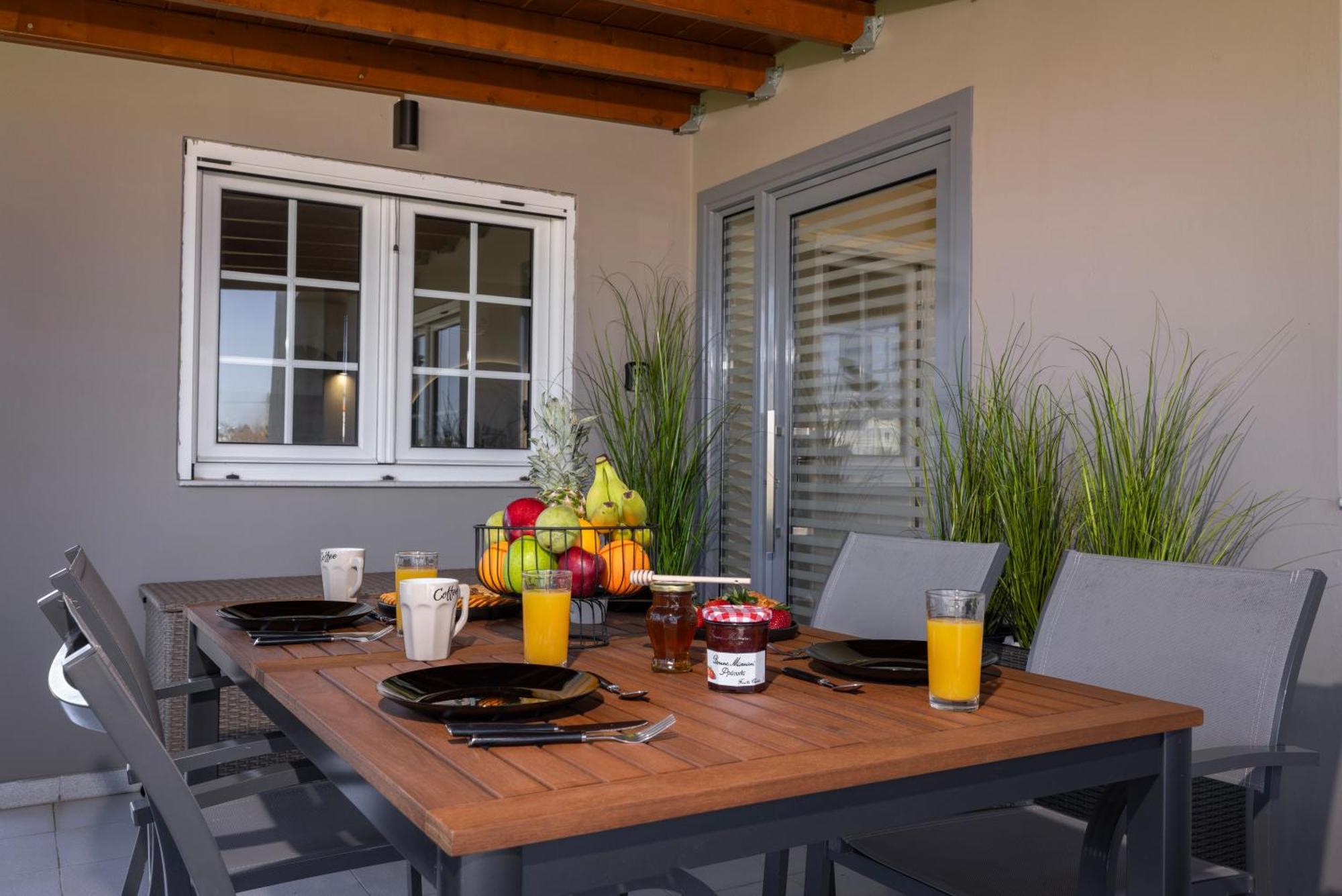 Vakantiehuis Coral Paradise Luxury Jacuzi & Pool View *